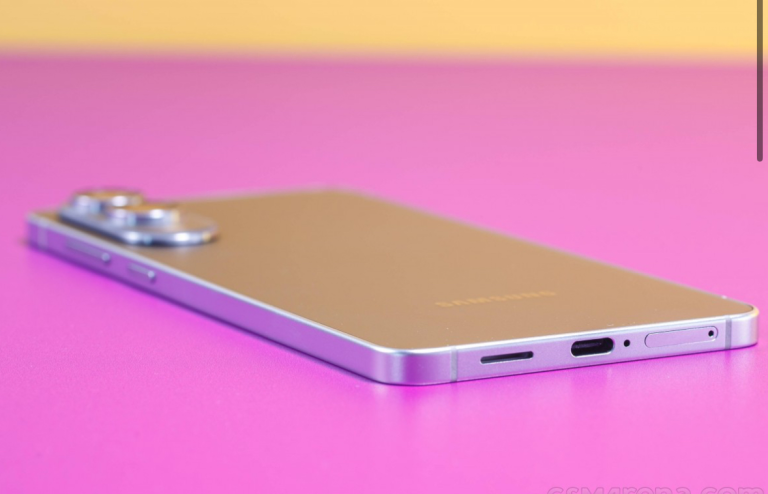 سامسونج تُلغي مفاجأة العام مع غياب هاتف Galaxy S26 Edge